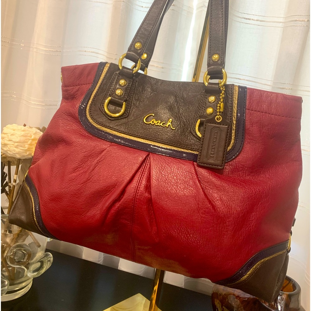 COACH Ashley Shoulder Bag F-17096